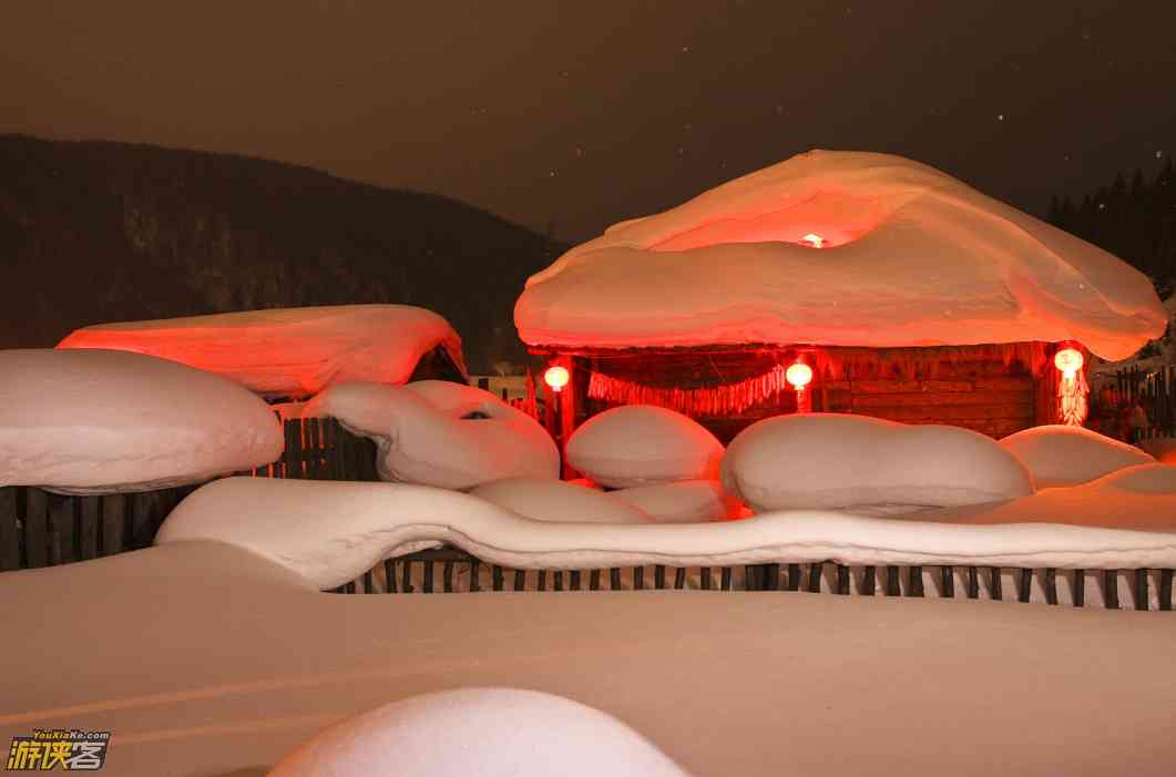 雪乡的梦幻夜景和天外街市