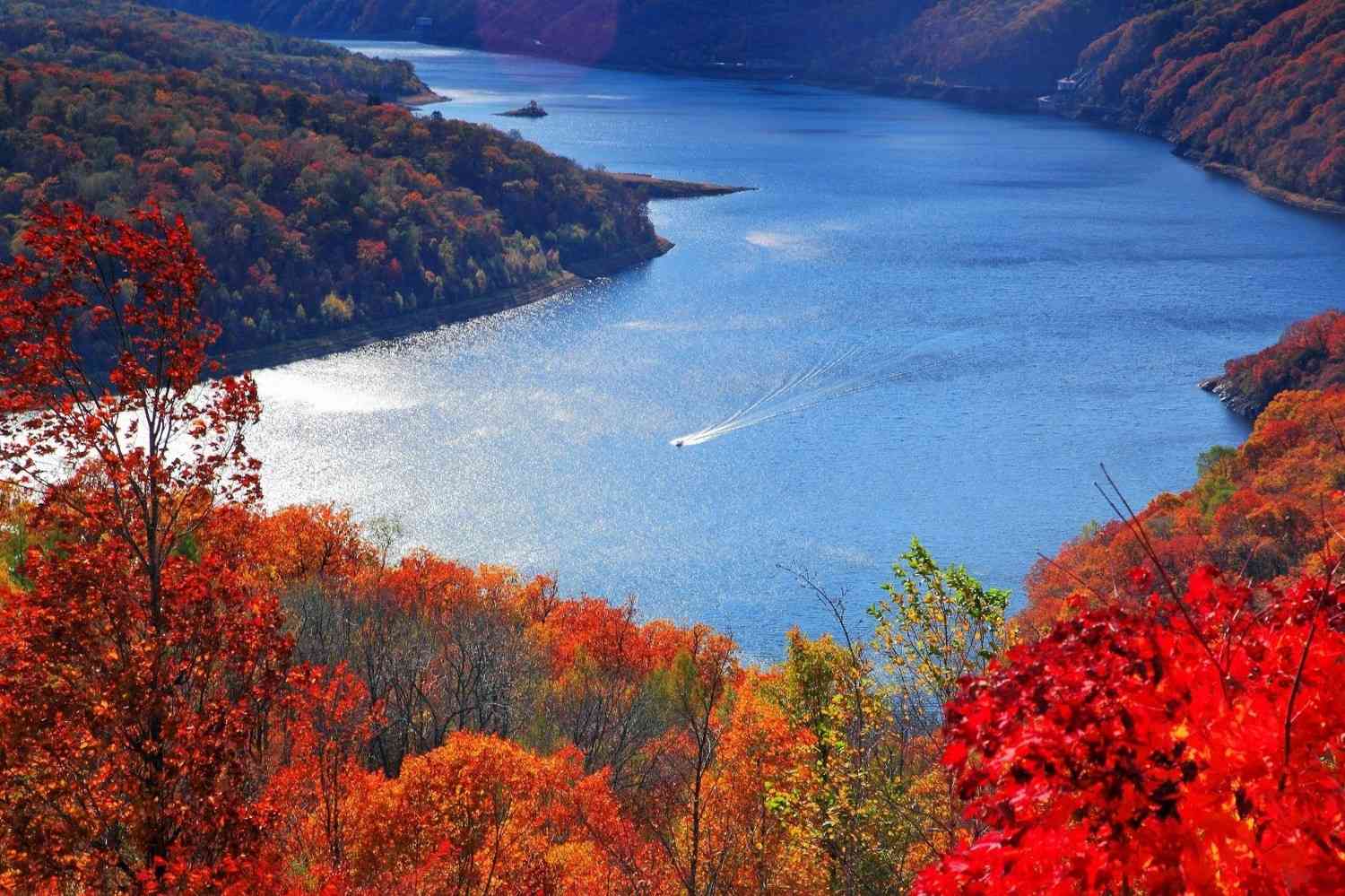 长白山秋季旅游几月份去最好？长白山秋季景色如何？