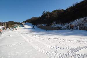 【郑州到尧山滑雪】天龙池滑雪一日游