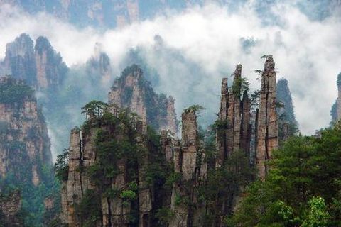 <张家界-神农架-武当山-凤凰古城8日游>武汉参团，赠袁家寨子